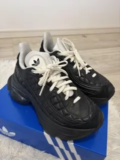 adidas ozvenuz Originals スニーカー ブラックのサムネイル