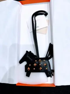 新品 未使用 エルメス ロベオロック ロデオ シルバー バイマ購入 
