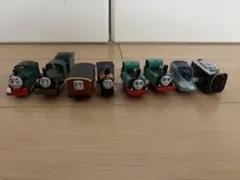 カプセルトイ　トーマス　車両セットとレールパーツ