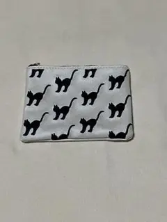 黒猫デザインポーチ　小さめポーチ