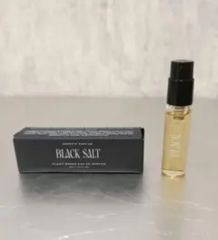 ブラックソルト◇HERETIC PARFUM 2ml サンプルのサムネイル