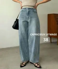 CAPRICIEUX LE'MAGE　ハイウエストカーブラインデニム　38サイズのサムネイル