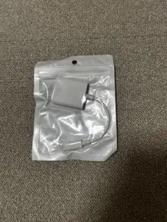 ▼SDカードリーダー iPhone iPad 用 データ 転送 ライトニング 白