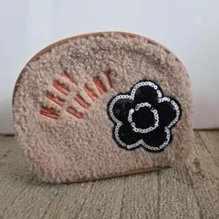 MARY QUANT フラワーモチーフポーチ