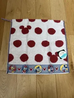 ディズニー　ハンドタオル