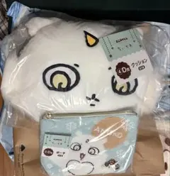 ちいかわ　エニマイくじ　あのこ　クッション、ポーチ2点