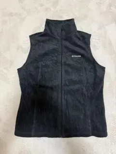 Columbia 黒 フリースベスト