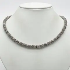 2026年最新】Yves Saint Laurent カラー：シルバー系 レディース 