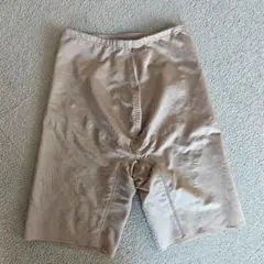 【美品】ワコールブライダルベージュロングガードル　58サイズ（Ｓサイズ）