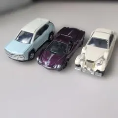 トミカ光岡ラセイドとオロチとバディの3台