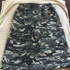 迷彩スカート