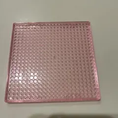 ①アクアビーズ　トレイ　しかく