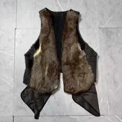 【Y2K】L.G.B　ルグランブルー　ファーベスト　裏レザー　十字架　クロス型押