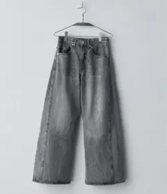 【WYM LIDNM】CURVED FLARE BAGGY DENIM