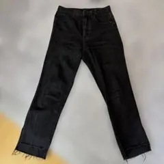 GU ブラックデニム ハイウエスト フリンジ裾