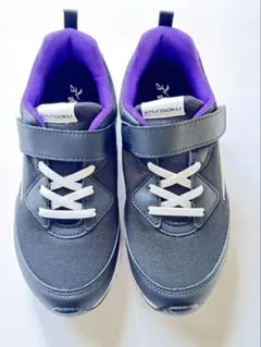 【未使用・美品】瞬足スニーカー 23cm 黒/紫　運動靴　男女兼用