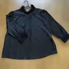 ZARA ブラック フリル付き長袖ブラウス