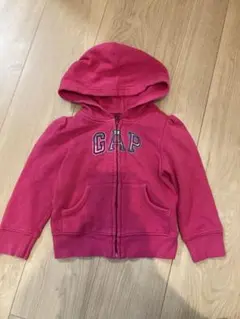 子供服　パーカー