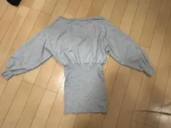 GYDA オフショルダー グレー 長袖ミニワンピース