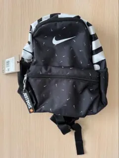 Nike ストライプデザイン リュック