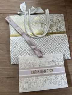 CHRISTIAN DIOR ショップ袋 100セット 2025年クリスマス限定】クリスマスCHRISTIAN DIOR ショップ袋 - メルカリ
