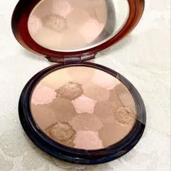 GUERLAIN ゲラン テラコッタ シアーブロンジング パウダー No.1のサムネイル