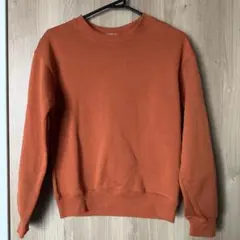 【 GU】オレンジ クルーネック トレーナー　XS