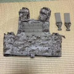 Item thumbnail for item 84fe483e-62c4-4ae0-888d-67a146e6007e