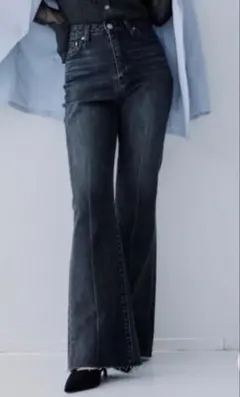 ánuans Semi flare denimグレー サイズ2のサムネイル