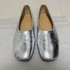 極美品　ODETTE E ODILE 23cm スクエアセンターシーム パンプスのサムネイル