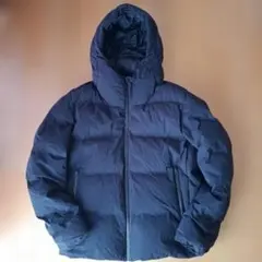 ユニクロ　シームレスダウンパーカ　XL