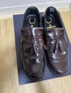 FREDPERRY フリンジ付きダークブラウンレザー ローファー 2026年最新】fred perry ローファーの人気アイテム - メルカリ