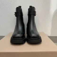 Item thumbnail for item c136d2ce-4bca-401b-9101-8431098b253b