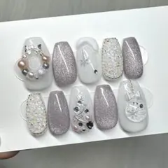 【現品】ネイルチップ　クリスマス　ホワイト×ピンク×グレーマグネット