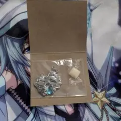 プリキュアオールスターズ　シークレットジュエリーチャーム　キュアホワイト