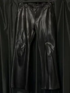 レザーフレアパンツ