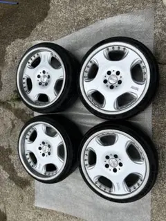 OZ Racing オペラ19インチ　8.5J 10J4本セットのサムネイル