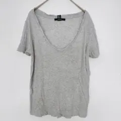 フォーエバー21 無地 半袖Tシャツ 深Vネック 半袖 裾ストレート 灰色