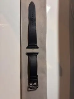 Apple Watch ブラックレザーバンド【販売終了のため入手困難】