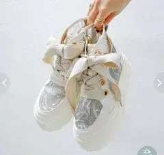 あしながおじさん 厚底リボンレーススニーカーのサムネイル