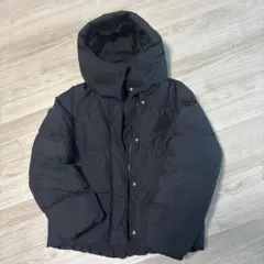GU フード付きブラックジャンパー　ウォームパデッドブルゾン