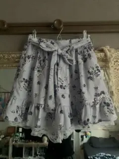 axes femme ミニスカート
