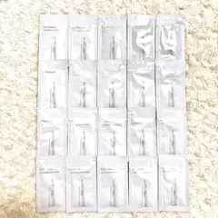 リサージ　エクストラクレンジングオイル　3ml×20枚のサムネイル