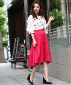 クイーンズコート ミモレ丈サーキュラースカート M 定価15400円 新品未使用