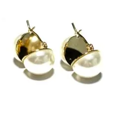 ！本日最終値下げ！　パールピアス　ワンタッチピアス　ピアス　パール　ゴールド