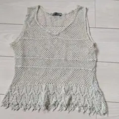美品東京スタイル　 MOSAIQUE アイボリー ノースリーブ トップスのサムネイル