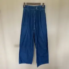 GU ライトデニム ワイドパンツ Mサイズのサムネイル
