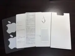 Apple 取扱説明書とSIMトレイ工具、シール付き