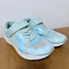 Item thumbnail for item b65aadf4-0cf9-4a7e-9c4b-21984aab0e2e