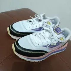 FILA　RENNO　厚底スニーカー　23.5cmのサムネイル